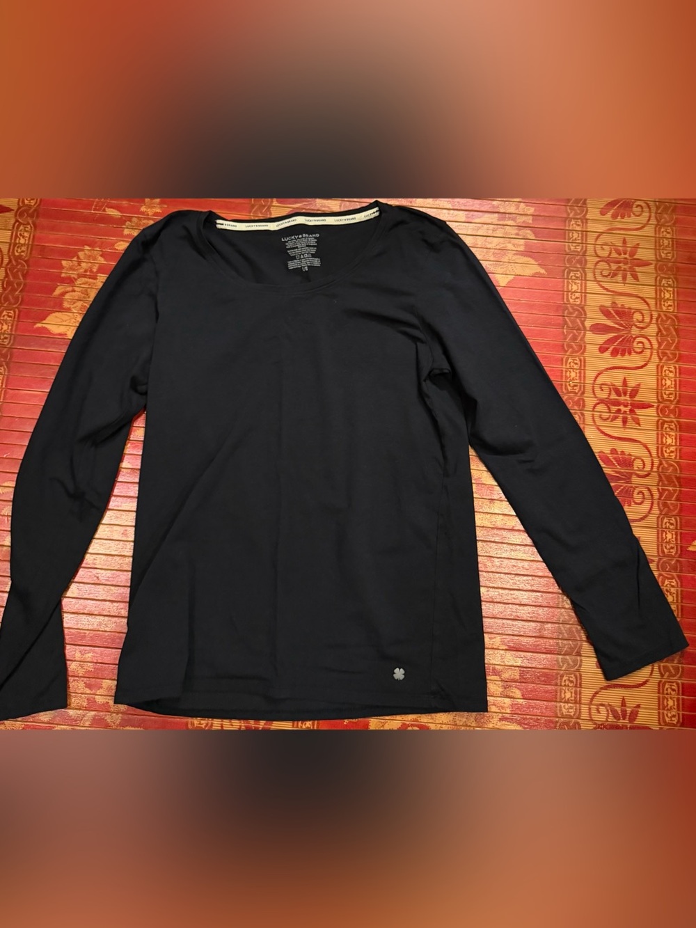 Lucky Brand classic black long sleeve Tshirt in excellent condition women’s LG